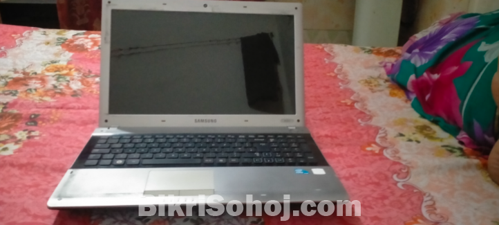 Laptop core i3 4gb 500gb